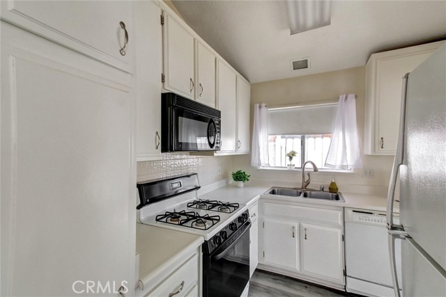 Detail Gallery Image 13 of 25 For 14934 Curry, Moreno Valley,  CA 92553 - 3 Beds | 2 Baths