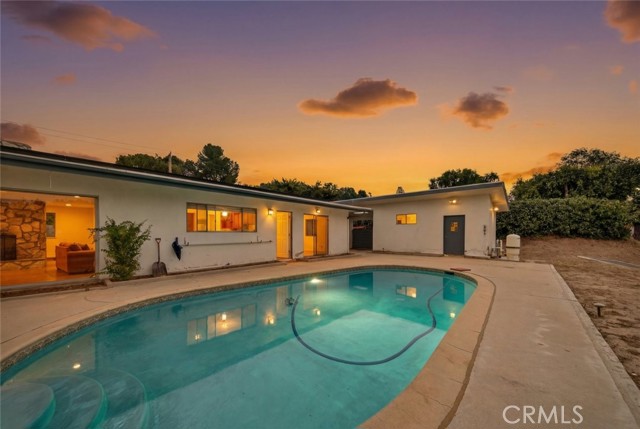 Detail Gallery Image 35 of 45 For 10346 Siesta Dr, Sunland,  CA 91040 - 2 Beds | 3 Baths