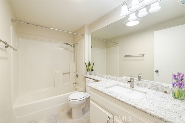 Detail Gallery Image 20 of 30 For 4508 Lubbock Dr #D,  Simi Valley,  CA 93063 - 2 Beds | 2 Baths