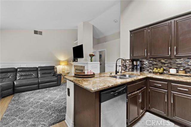 Detail Gallery Image 24 of 47 For 32009 Bourges, Lake Elsinore,  CA 92530 - 3 Beds | 2 Baths