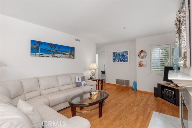 Detail Gallery Image 6 of 48 For 137 W Avenida Cornelio, San Clemente,  CA 92672 - 3 Beds | 2/1 Baths