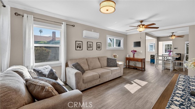 Detail Gallery Image 3 of 37 For 4490 Highland, Riverside,  CA 92506 - 3 Beds | 1 Baths