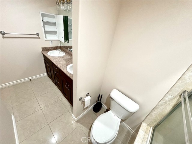 Detail Gallery Image 22 of 29 For 5241 #C Rosemead, San Gabriel,  CA 91776 - 4 Beds | 2/1 Baths