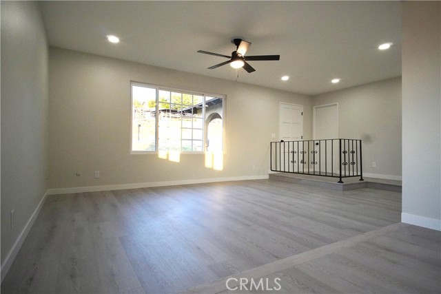 5187 Cedar Street, Jurupa Valley CA: https://media.crmls.org/medias/a8de55d6-fcfa-449d-b568-58caa852905c.jpg