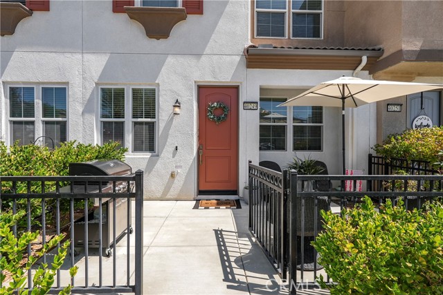 Detail Gallery Image 1 of 1 For 40249 Calle Real, Murrieta,  CA 92563 - 2 Beds | 2/1 Baths