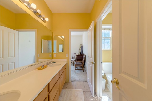 2161 S Ferrier Court, La Habra CA: https://media.crmls.org/medias/a8de98dd-c57e-4aa4-b65e-964ea5960008.jpg