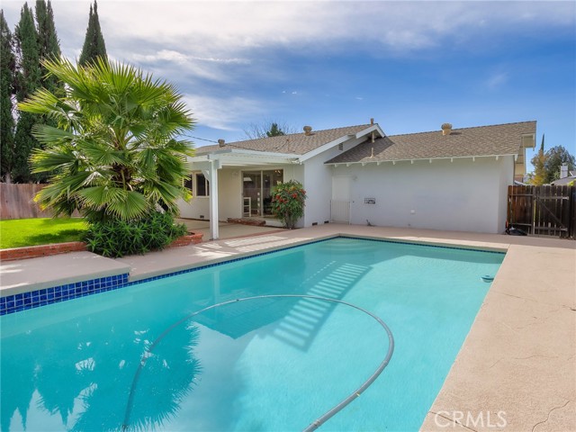 Detail Gallery Image 39 of 51 For 9710 Lubao Ave, Chatsworth,  CA 91311 - 3 Beds | 2 Baths