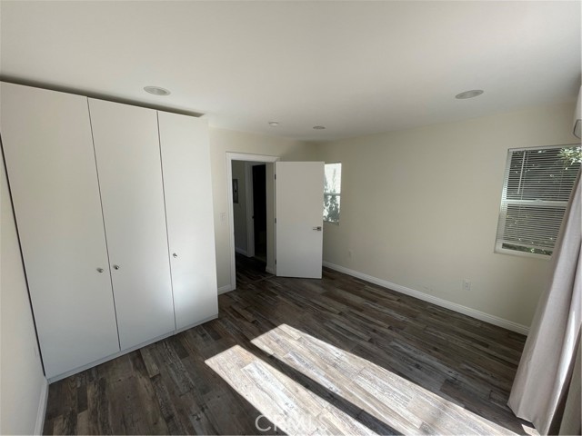 Detail Gallery Image 12 of 14 For 22018 Martinez St, Woodland Hills,  CA 91364 - 1 Beds | 1 Baths