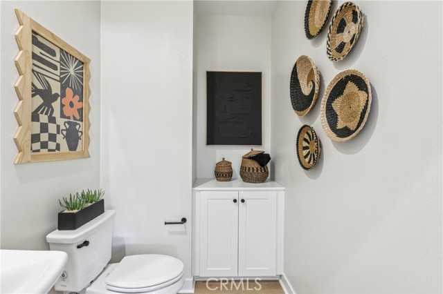 Detail Gallery Image 5 of 10 For 11714 Arkansas St a,  Artesia,  CA 90701 - 3 Beds | 2/1 Baths