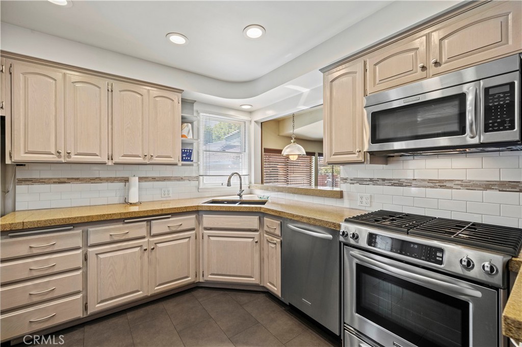 4955 Woodman Ave.Sherman Oaks img 26