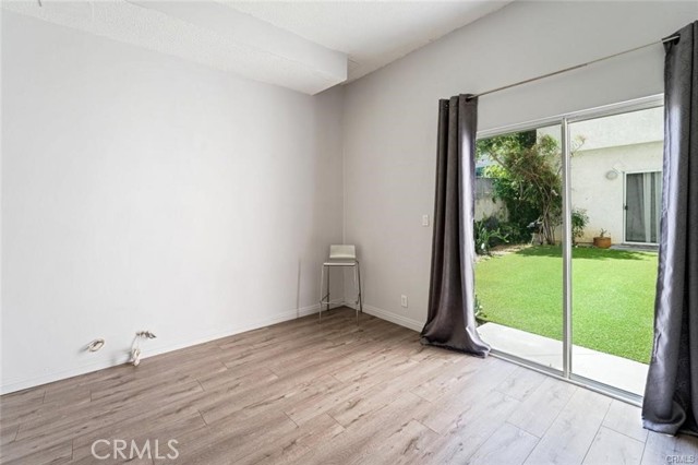 Detail Gallery Image 26 of 29 For 14948 Moorpark St, Sherman Oaks,  CA 91403 - – Beds | – Baths