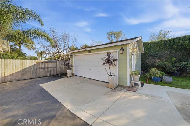 Detail Gallery Image 5 of 20 For 1298 W Baseline, Claremont,  CA 91711 - 2 Beds | 2 Baths