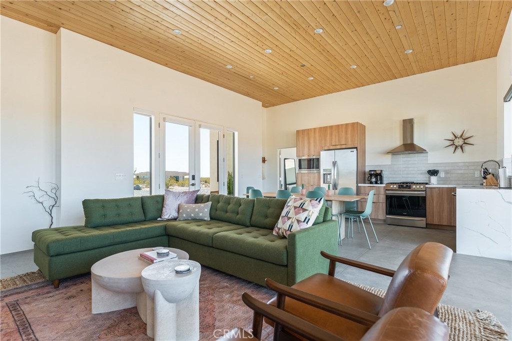 MLS #OC25252213 image #4