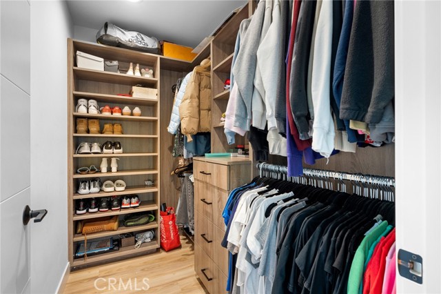 2305 Henrietta Avenue, La Crescenta CA: https://media.crmls.org/medias/a8e26063-8bb1-49ea-878b-38b9d5c8afe6.jpg