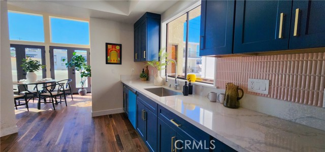 Detail Gallery Image 8 of 57 For 11845 Mayfield Ave #303,  Los Angeles,  CA 90049 - 2 Beds | 2/1 Baths