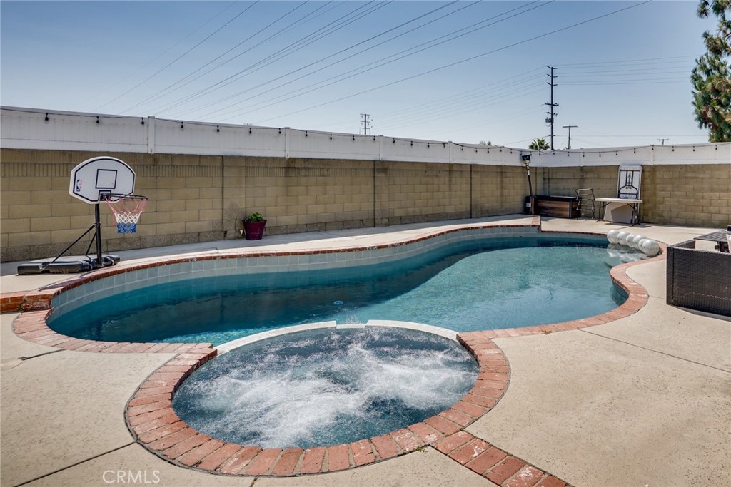 A8e2b174 1742 4f4c Bd41 F13ec102c904