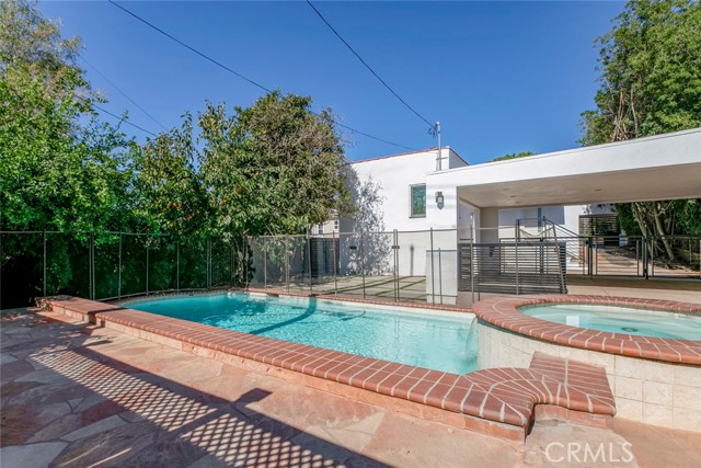 Detail Gallery Image 33 of 38 For 528 Spencer St, Glendale,  CA 91202 - 3 Beds | 2 Baths