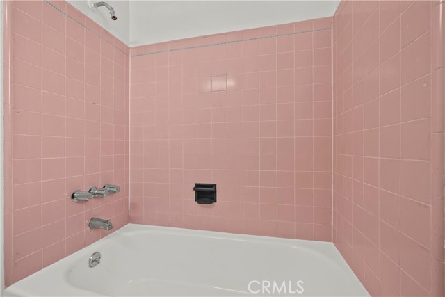 Detail Gallery Image 28 of 40 For 4015 Palmwood Dr, Los Angeles,  CA 90008 - – Beds | – Baths