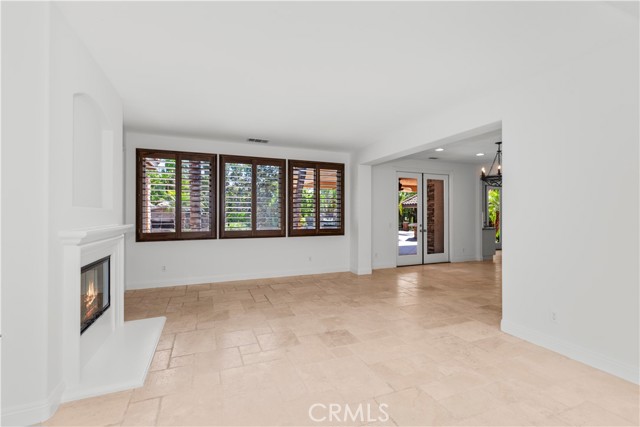 Detail Gallery Image 10 of 69 For 17832 Canyonwood Dr, Riverside,  CA 92504 - 4 Beds | 3/1 Baths