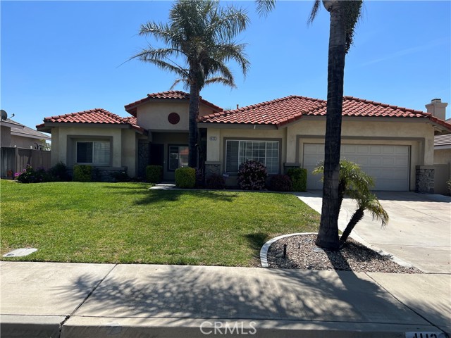 beautiful curb appeal 2 car garage cement driveway beautiful landscape