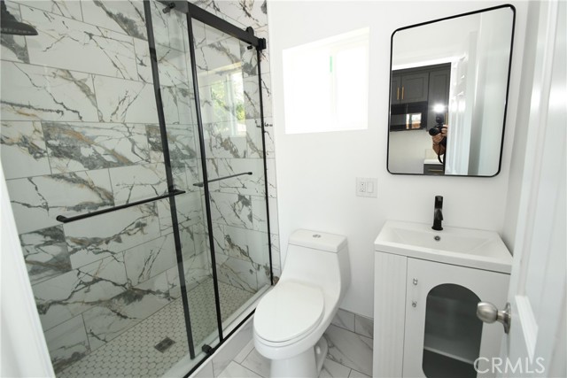 Detail Gallery Image 18 of 31 For 2117 E 112th St, Los Angeles,  CA 90059 - 4 Beds | 2 Baths