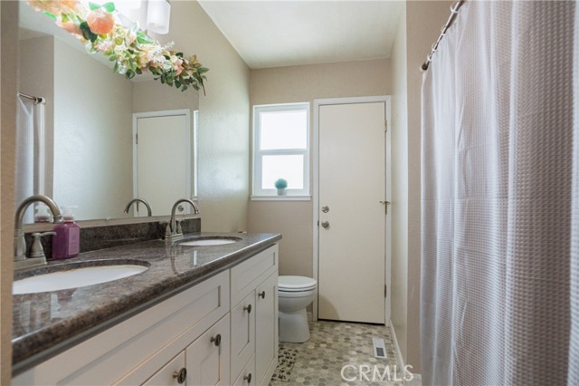 Detail Gallery Image 24 of 61 For 2390 Fruitland Ave, Atwater,  CA 95301 - 3 Beds | 2 Baths
