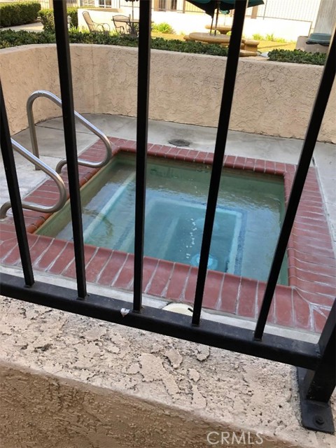Detail Gallery Image 6 of 10 For 351 N Ford Ave #111,  Fullerton,  CA 92832 - 1 Beds | 1 Baths