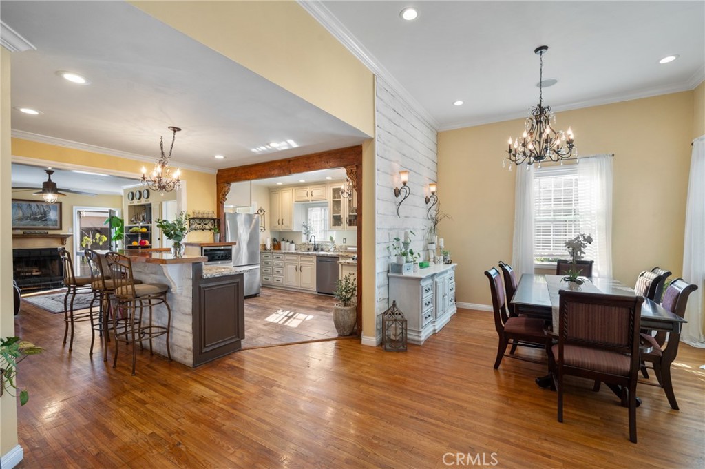 734 W 28th Street