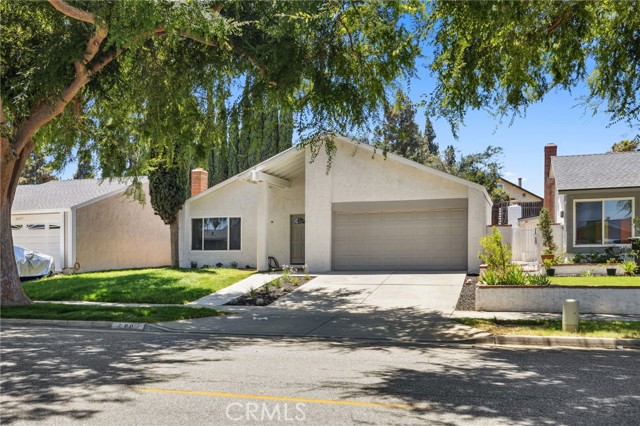 Detail Gallery Image 2 of 30 For 6903 Crest Ave, Riverside,  CA 92503 - 4 Beds | 2 Baths