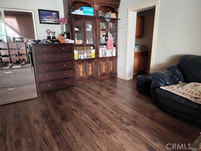 9930 Desert Lane, Phelan CA: https://media.crmls.org/medias/a8e4c782-8a03-4456-82ad-2deaa5cc595a.jpg