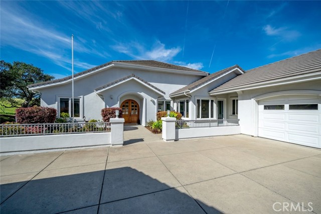 Detail Gallery Image 3 of 60 For 632 S via Belmonte Ct, Arroyo Grande,  CA 93420 - 3 Beds | 3 Baths