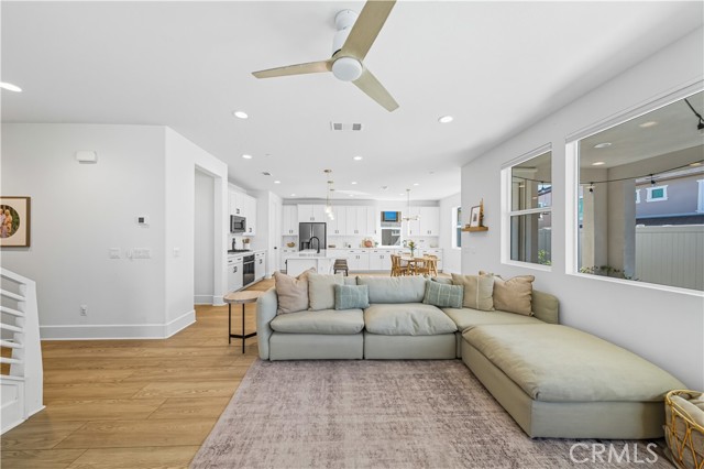 Detail Gallery Image 15 of 59 For 32017 Radiant Dr, Temecula,  CA 92591 - 4 Beds | 3 Baths