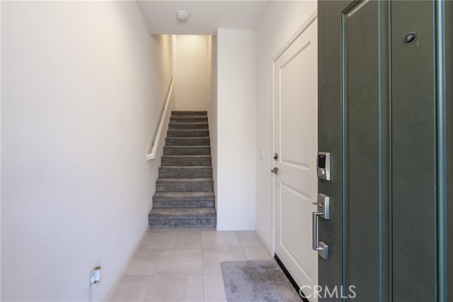 Detail Gallery Image 3 of 36 For 8474 Explorer, Chino,  CA 91708 - 2 Beds | 2/1 Baths