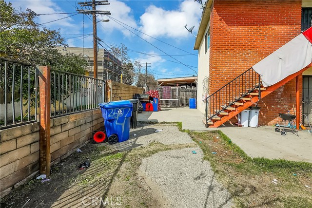 2507 Hooper Avenue, Los Angeles, CA 90011 Listing Photo  5