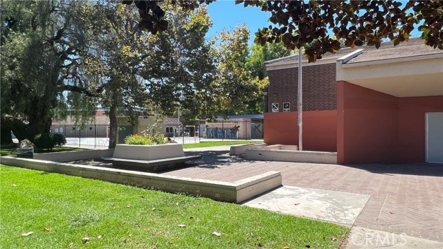 Detail Gallery Image 27 of 29 For 1830 Stoner Ave #1,  Los Angeles,  CA 90025 - 2 Beds | 3 Baths