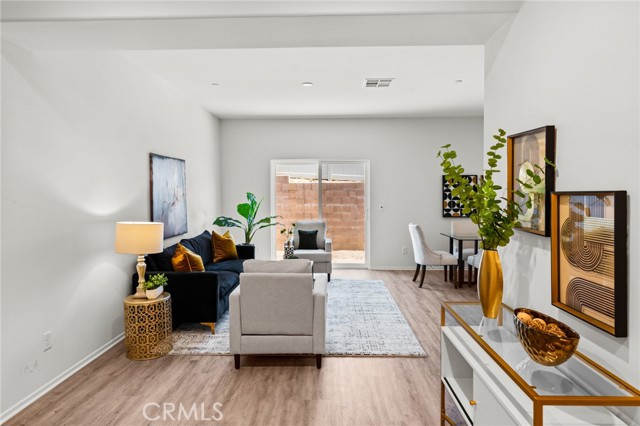 Detail Gallery Image 6 of 47 For 11649 Sable Way, Moreno Valley,  CA 92557 - 4 Beds | 2/1 Baths