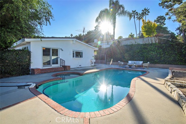 2241 Estribo Drive, Rolling Hills Estates, California 90274, 3 Bedrooms Bedrooms, ,2 BathroomsBathrooms,Residential,Sold,Estribo,PV23223223