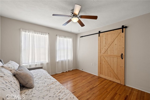 2702 Worthington Avenue, Bakersfield CA: https://media.crmls.org/medias/a8e94a22-6062-4c1c-b65f-cad9a5952b04.jpg
