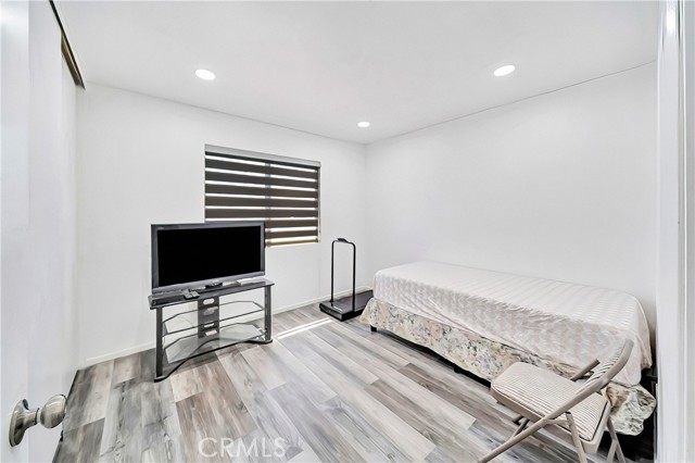 Detail Gallery Image 21 of 37 For 7035 Jon Allan Dr, North Hollywood,  CA 91605 - 3 Beds | 2 Baths