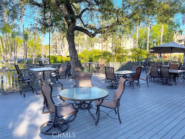 Detail Gallery Image 22 of 24 For 5515 Canoga Ave #231,  Woodland Hills,  CA 91367 - 1 Beds | 1 Baths