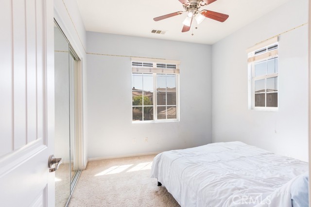 Detail Gallery Image 18 of 58 For 20413 Janzer Ct, Newhall,  CA 91350 - 5 Beds | 3 Baths