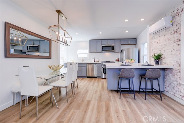 120 36th Place, Manhattan Beach, California 90266, 3 Bedrooms Bedrooms, ,2 BathroomsBathrooms,Residential,Sold,36th,SB23014621