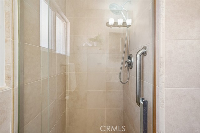 18031 Gramercy Place photo 19
