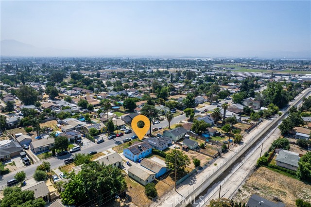 7086 Fairfax Drive, San Bernardino CA: https://media.crmls.org/medias/a8ee9b01-ceef-4906-812b-a5d226f5663d.jpg