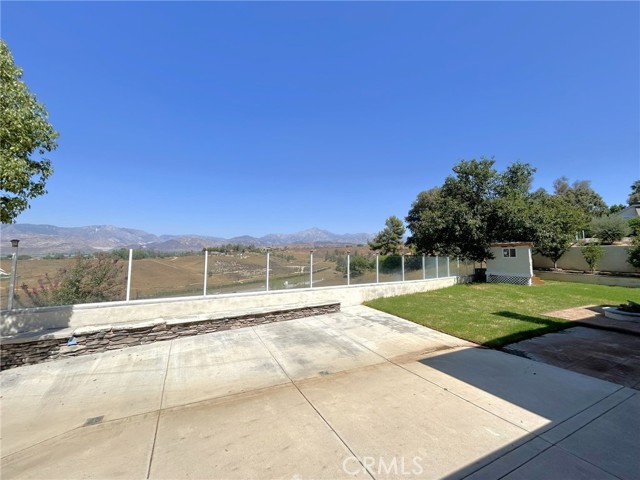 Detail Gallery Image 23 of 24 For 629 Golden West Dr, Redlands,  CA 92373 - 5 Beds | 3/1 Baths