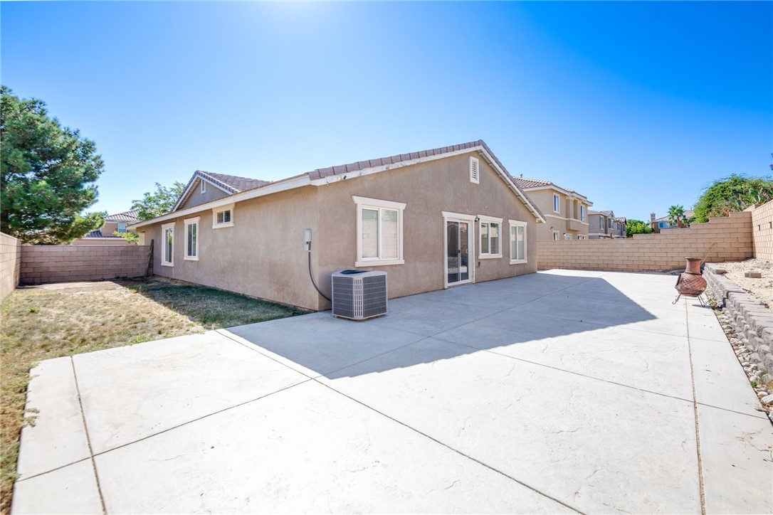 Detail Gallery Image 27 of 28 For 38133 Cima Mesa Dr, Palmdale,  CA 93552 - 3 Beds | 2 Baths