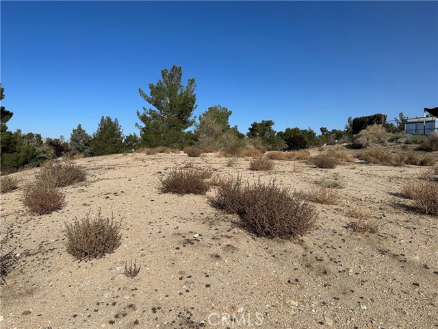 0 Camelback Drive, Victorville, California 92395, ,Land,For Sale,0 Camelback Drive,CRSB23213632