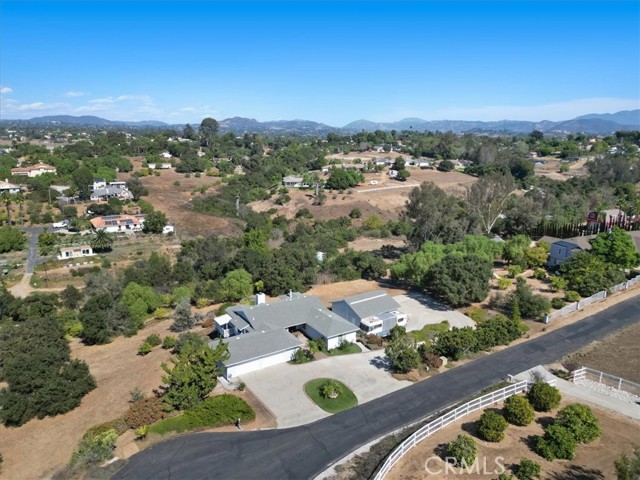 Detail Gallery Image 33 of 38 For 2906 Amber Vista, Fallbrook,  CA 92028 - 3 Beds | 2 Baths