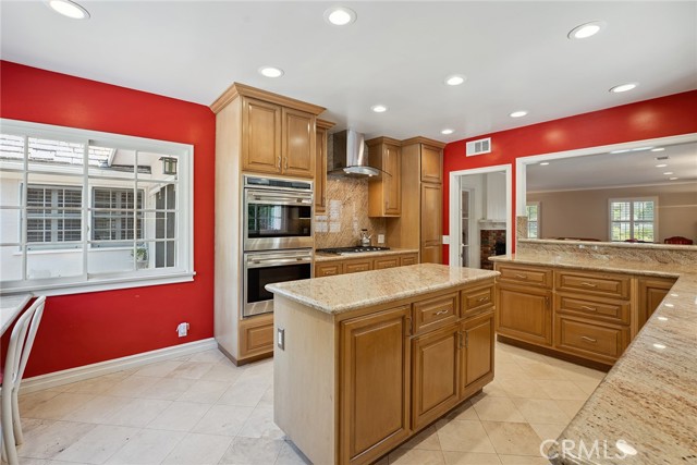 6217 Orion Avenue, Van Nuys CA: https://media.crmls.org/medias/a8f01f97-baaa-43d0-b568-8ae66d1dfc60.jpg
