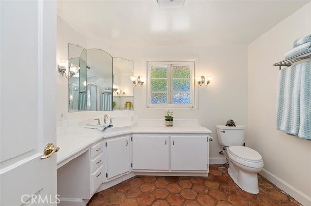 Detail Gallery Image 52 of 74 For 8180 Victoria Ave, Riverside,  CA 92504 - 4 Beds | 1/2 Baths